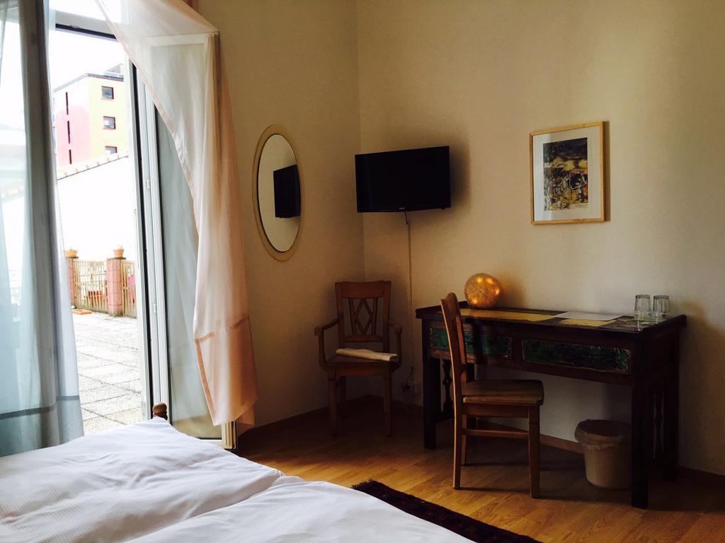 Bottega Del Vino Guesthouse 로카르노 외부 사진